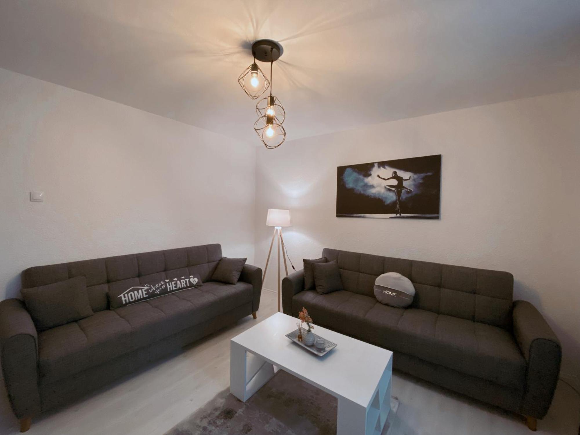 Hotspot Apartments - City Center Приштина Экстерьер фото