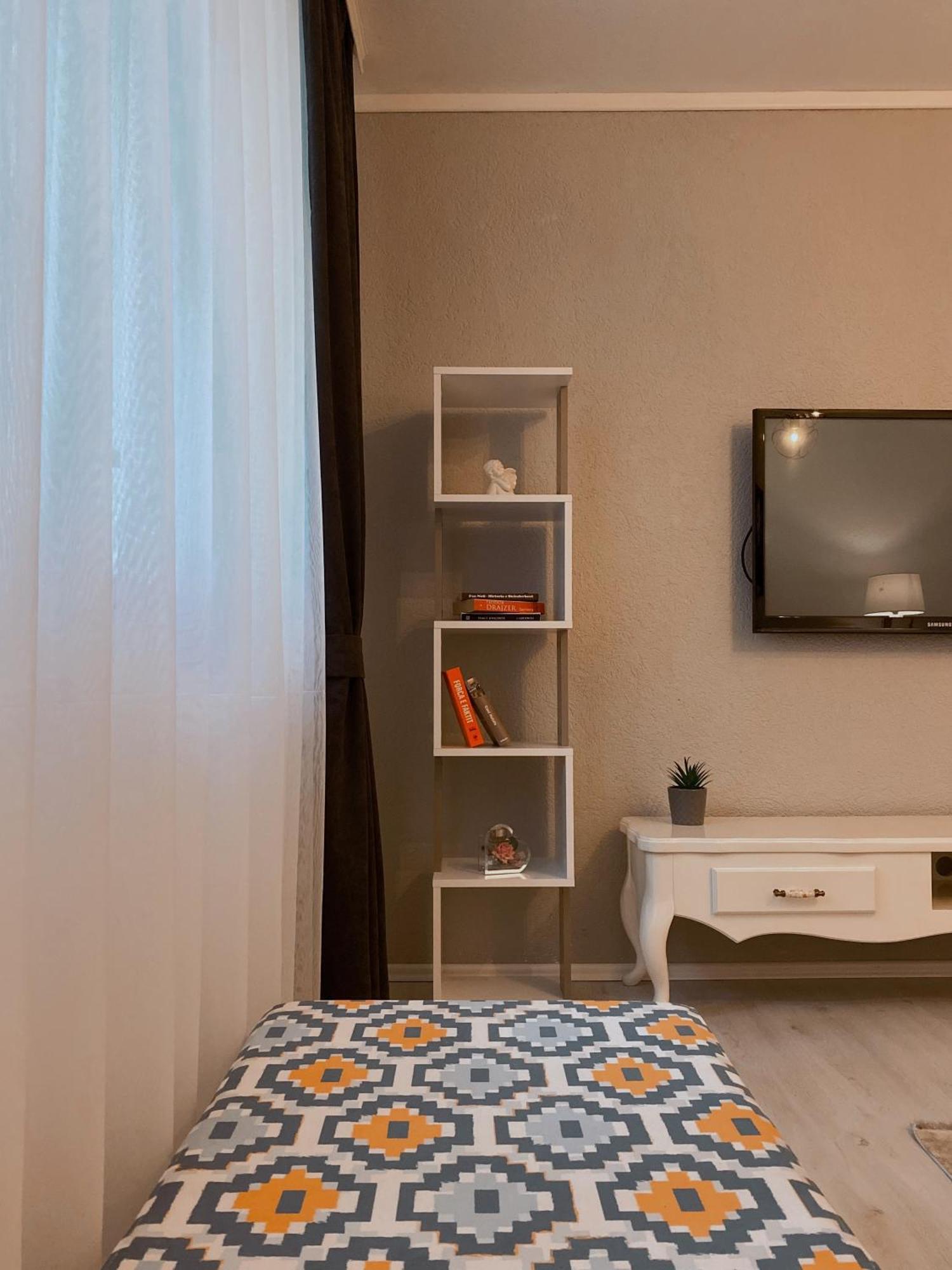 Hotspot Apartments - City Center Приштина Экстерьер фото